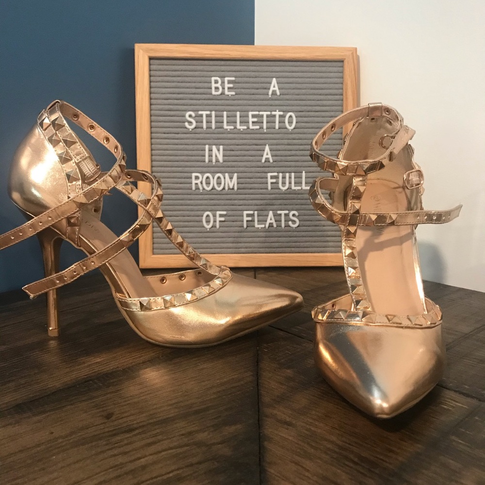 Rose Gold T-Strap Pumps✨✨